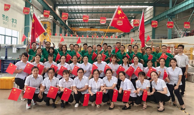 國電西高十五周年慶，感恩有你們一起同行！