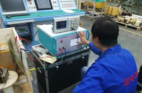 國(guó)電西高為洛陽(yáng)客戶調(diào)試沖擊電壓發(fā)生器