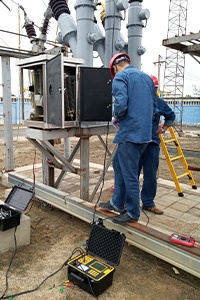 大電流及開關(guān)測(cè)試設(shè)備