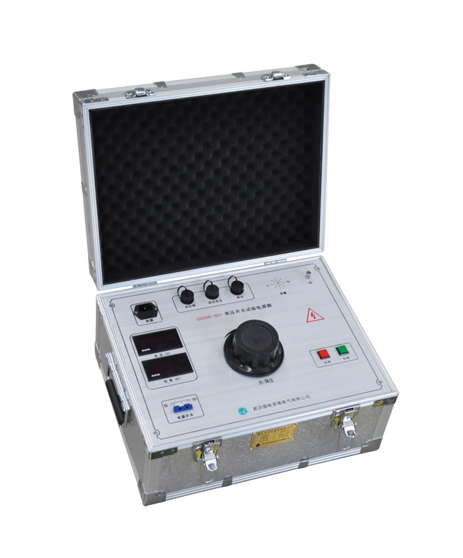 高壓開(kāi)關(guān)試驗(yàn)電源箱GDGK-501實(shí)物圖
