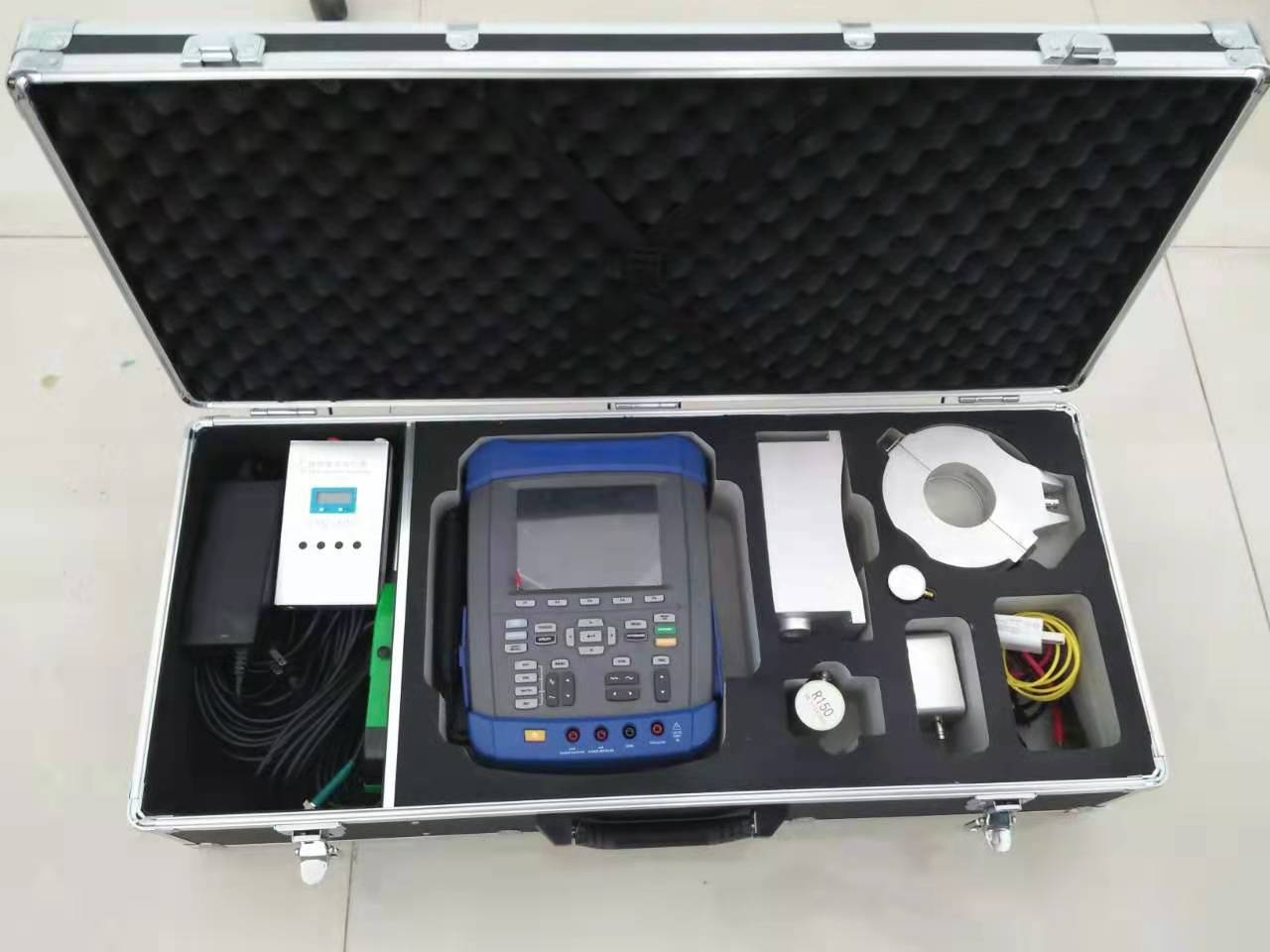 手持式局放巡檢儀（停產）實物圖